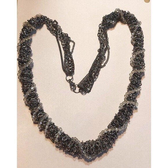 Mixed silvertone chains with glass woven through necklace 26" - Picture 3 of 12